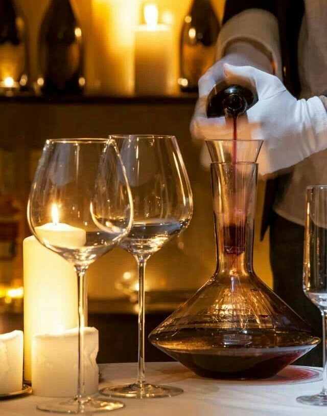 Wine-decanteur_claudia_matarazzo