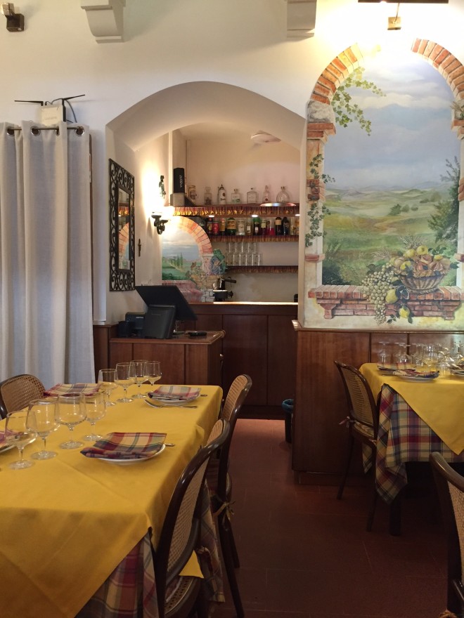 CM 2016 Itália-Restaurante